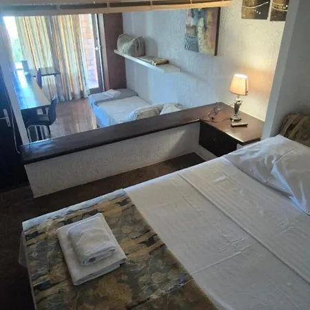 Bellavista With Pool And Apartamento *